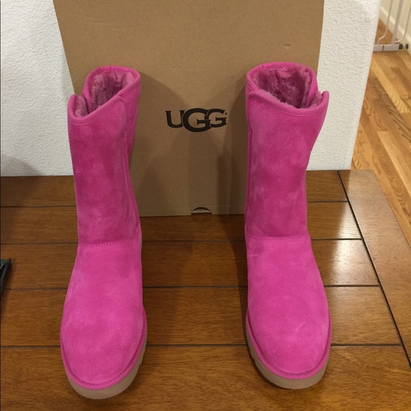 Pink UGG Boots 💥SALE 💥 - Picture 2 of 5